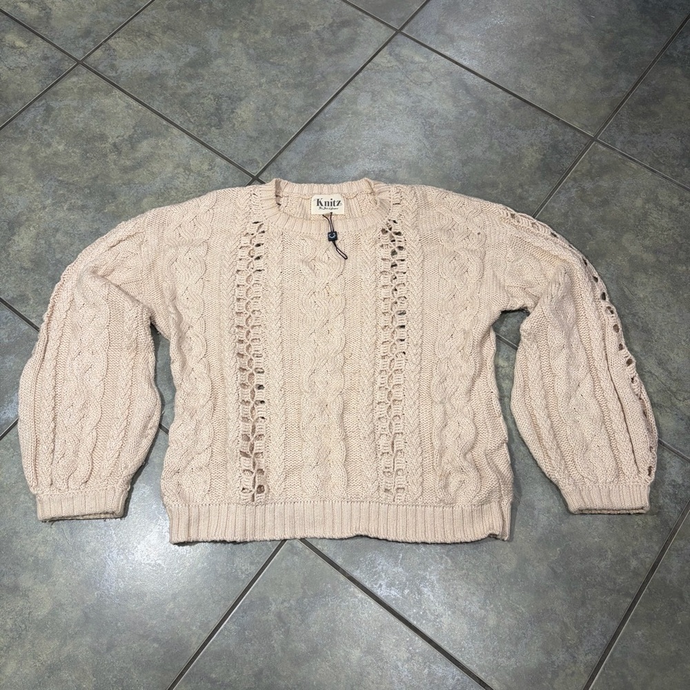 NWOT For Love & Lemons Wythe Bell Sleeve Sweater Sz M Oversized Boho Classic - Picture 2 of 13